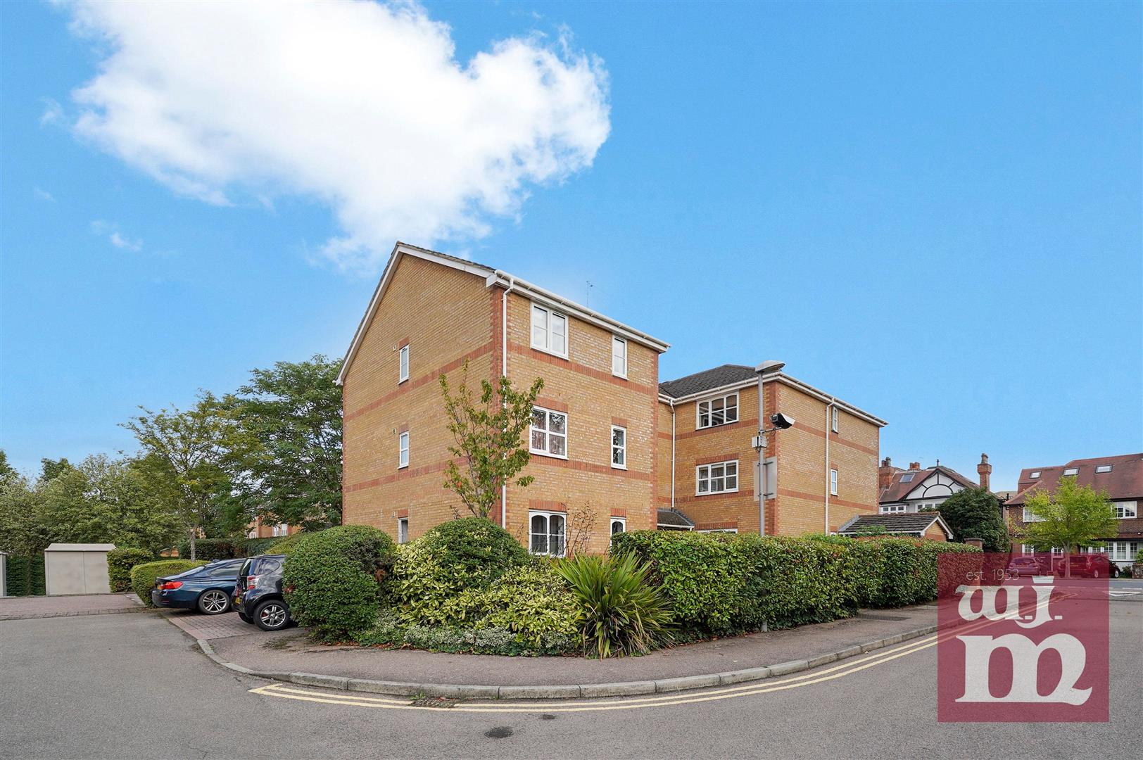 Upton Close, Cricklewood